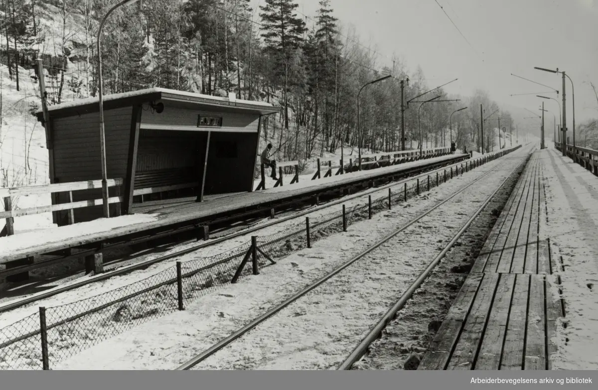 Nordstrand. Holmlia stasjon får nytt stasjonsanlegg fra 1981. Februar 1980