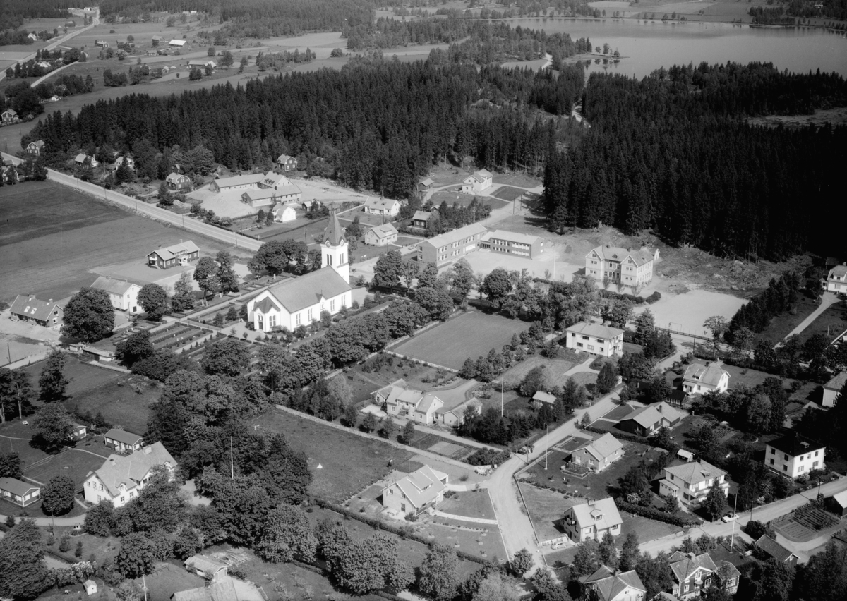 Flygfoto över Vrigstad i Sävsjö kommun, Jönköpings län. Nr: 166/1960