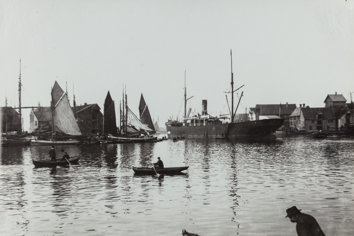Smedasundet sett mot nordvest, ca. 1908.