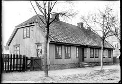 Klostergata 25 i Moss, før nr. 19. 
Folketelling for 1914 i 