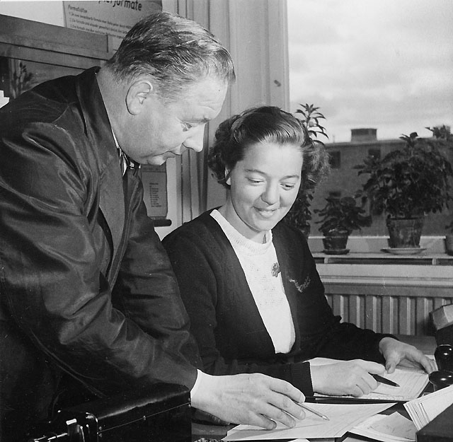 Robert Pettersson är beställningsfaktor och genom hans och fru
Gudrun Norströms händer går dagligen ett 70-tal beställningar.