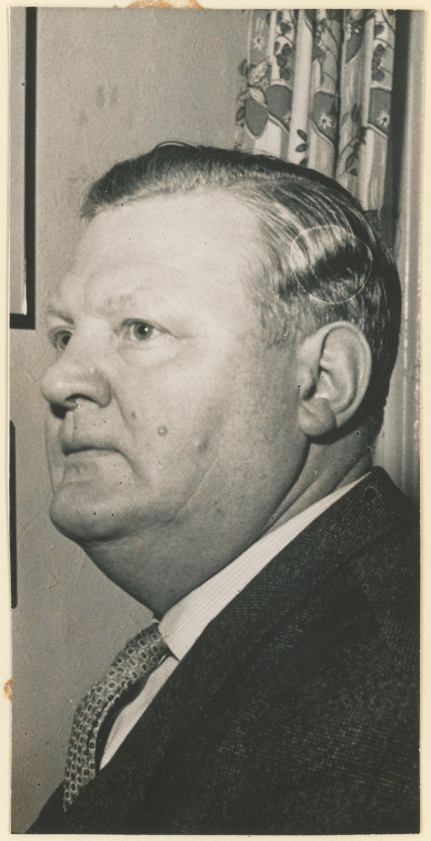 Portrettfoto, ca. 1960.

Jacob Jahnsen, kjøpmann.