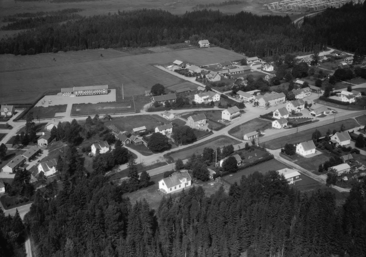 Flygfoto över Hok i Vaggeryds kommun, Jönköpings län. 1241/ 1966