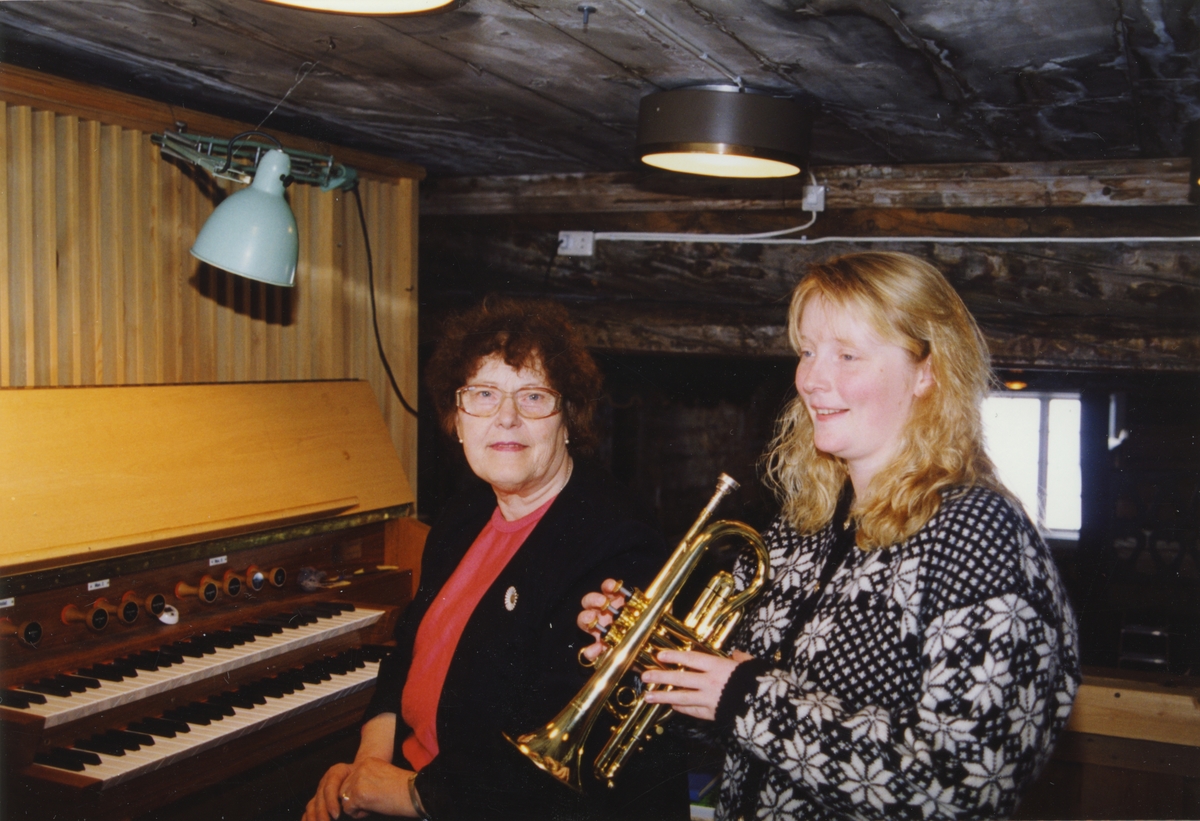 Nordvesten 1995. Ulla Fossen (orgel), Grete Berit Storinnset (trompet)
