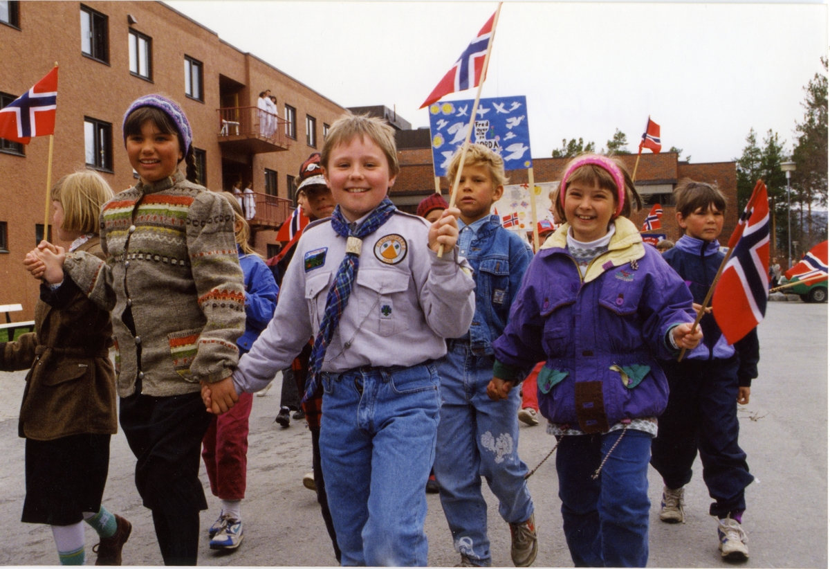 Fredsmarsj i forbindelse med fredsjubileet 1995
