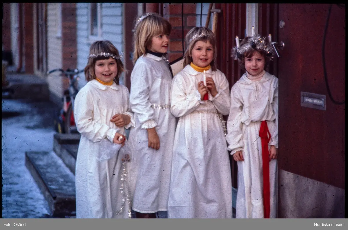 rets-h-gtider-lucia-advent-nordiska-museet-digitaltmuseum