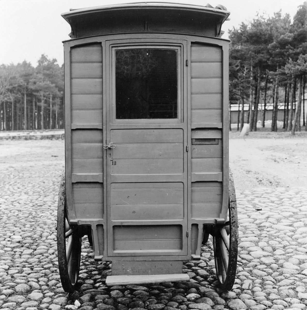 Fältpostexpeditionsvagn tillverkad 1905 vid C A Carlsson & Söner, Stockholms Mekaniska Wagnfabrik.
