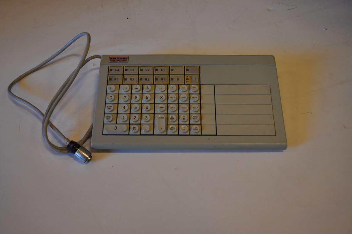 Tastatur for skrankemaskin i ekspesisjonsskranke