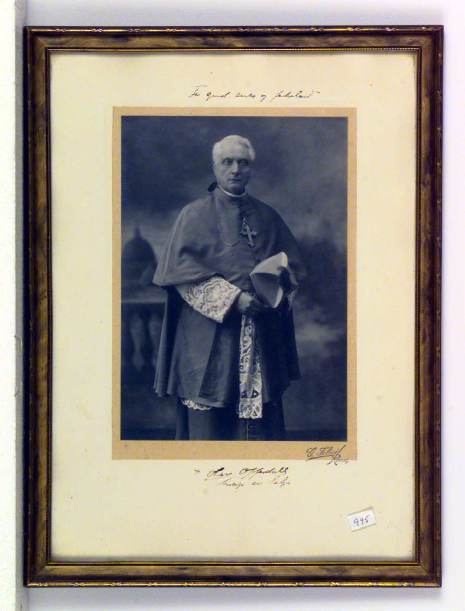 Portrett av biskop Olav Offerdahl.