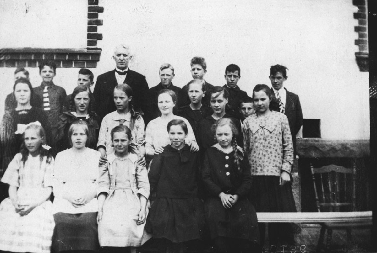 Elever ved Kontra skole ca. 1921