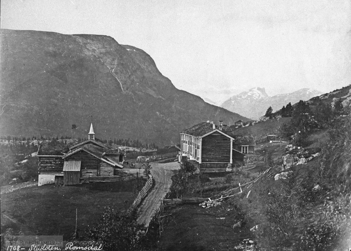 "1708. Stufloten, Romsdal." Skrevet med kursiv handskrift. Påkopiert...