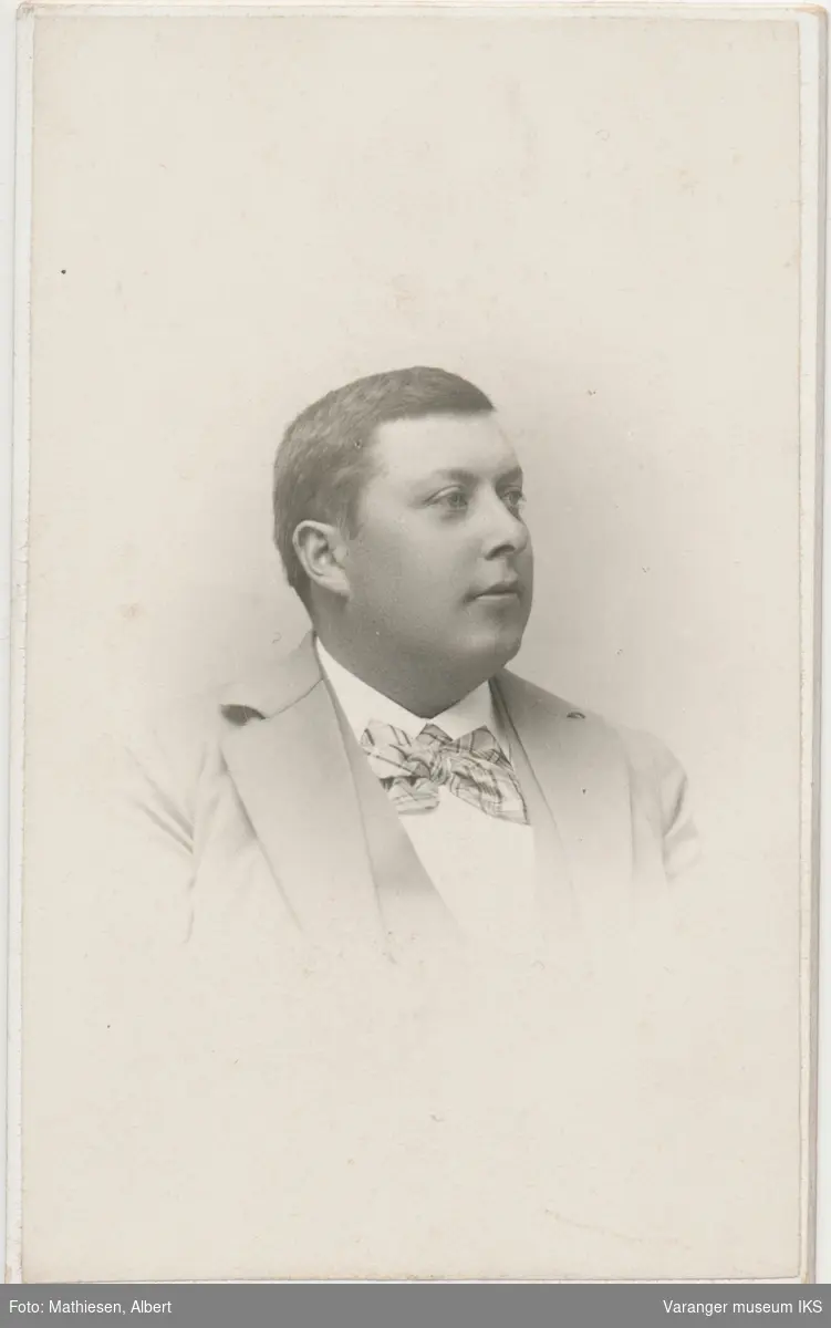 Portrett, Karl Holmboe