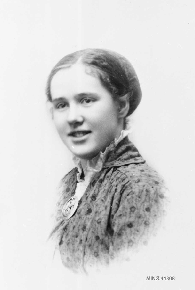Portrett av en kvinne. Anna Dæhlie