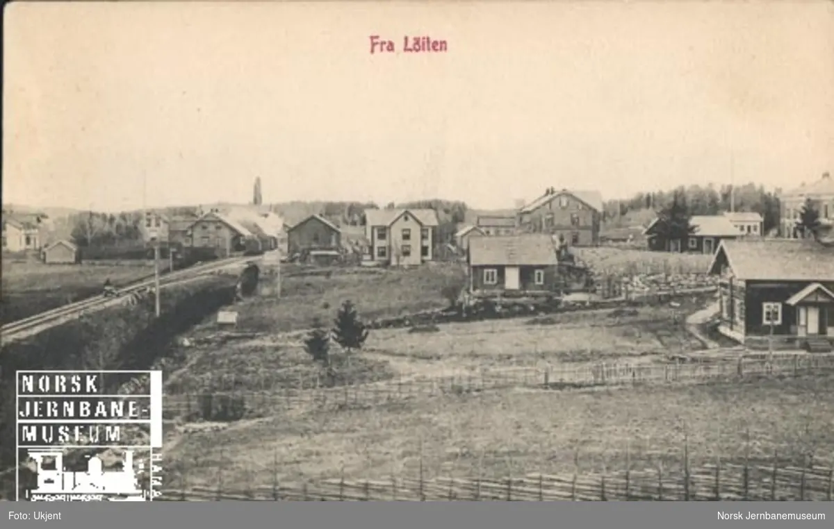 Oversiktsbilde fra Løten med stasjonen