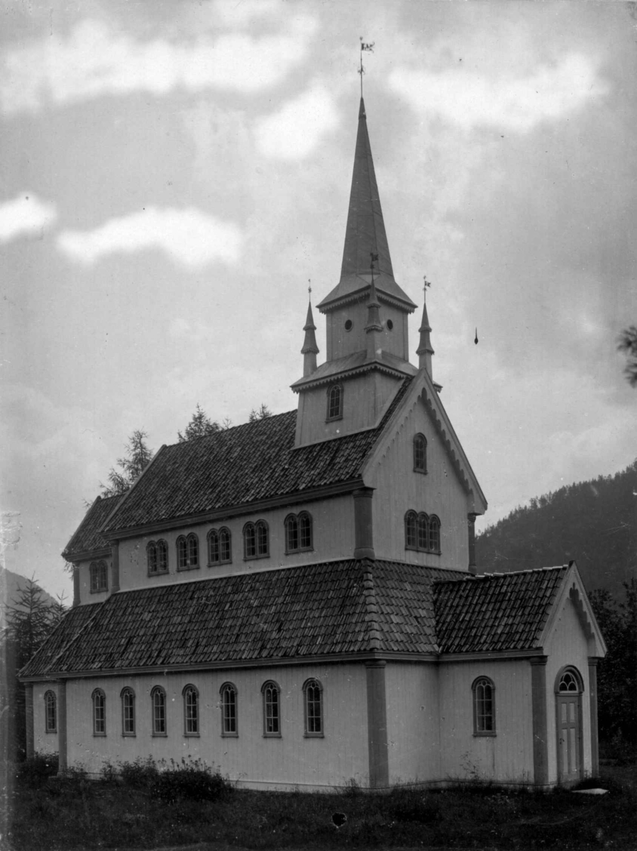 Kaupanger kirke (287), Sogndal