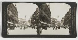 Stereoskopi. Folkeliv i bygaten Calle Sevilla, Madrid, Spani