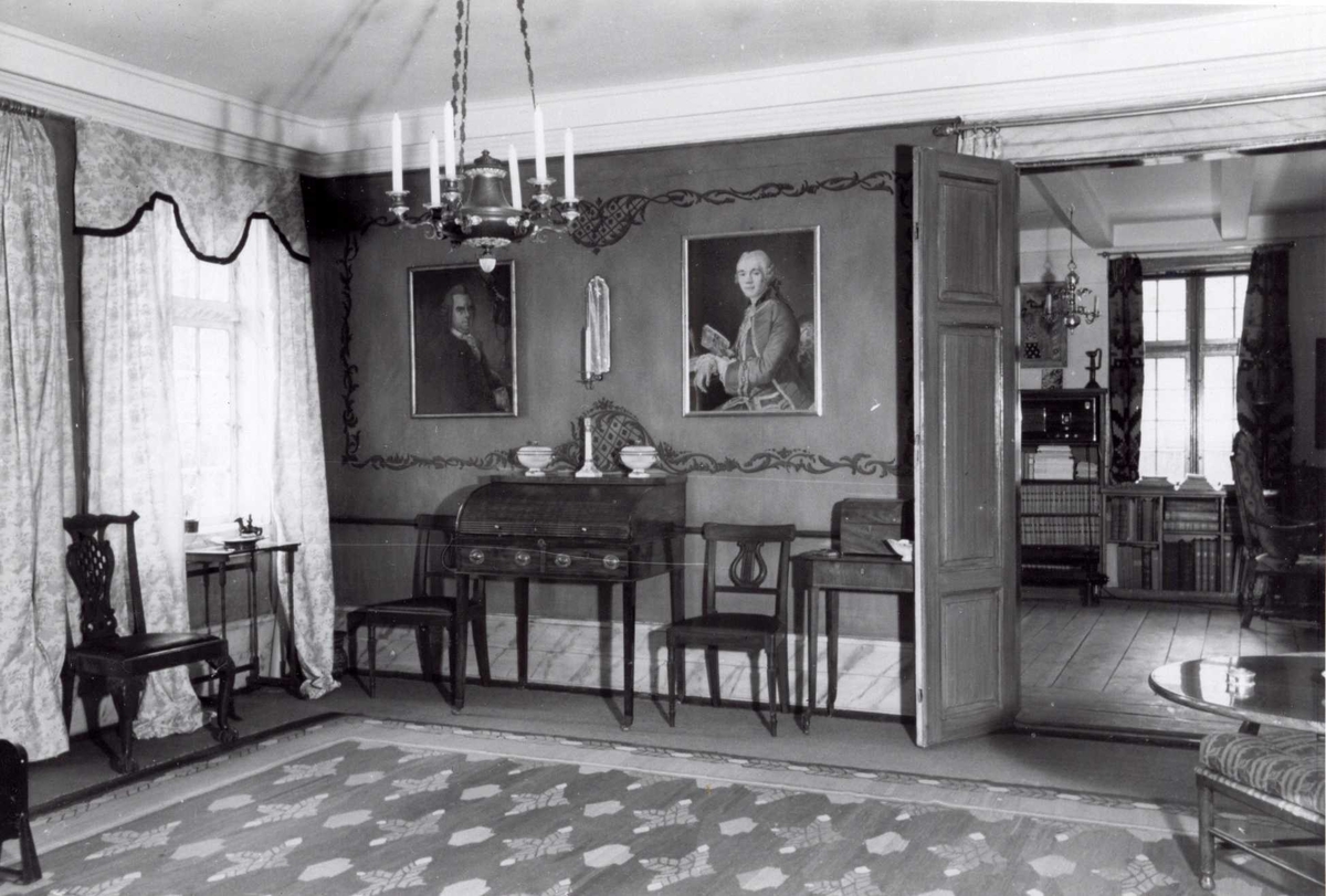 Interiør. Direktørboligen på Norsk Folkemuseum, fotografert januar 1947. Bygning nr. 241, Terningbekken, Madam Juells løkke.
