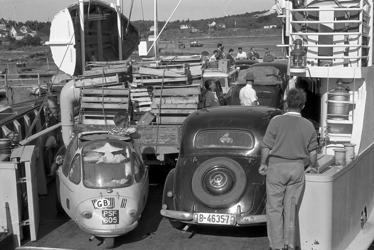 Serie Hvaler-fergen. Fotografert juli 1959.