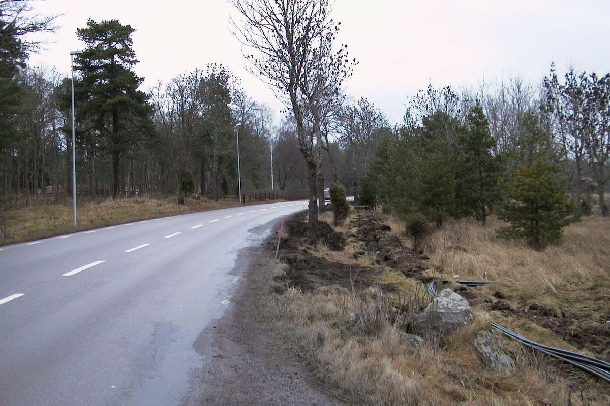 Arkeologisk schaktningsövervakning, Harg, Hargs socken, Uppland 2000