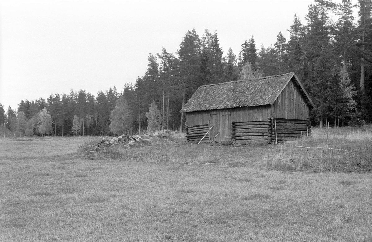 Uthus, Risbo, Tuna, Bälinge socken, Uppland 1983