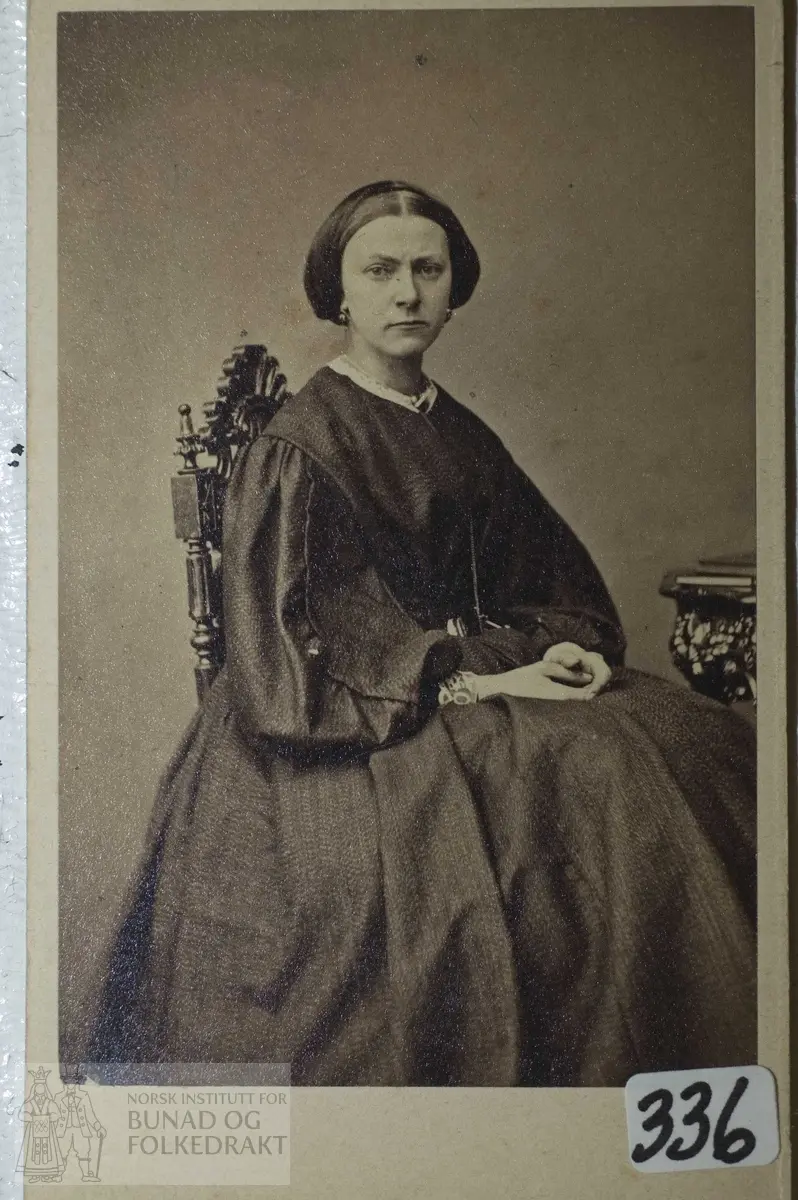 Fotografiet viser Justine Hammer, f. Mohn i 1836.