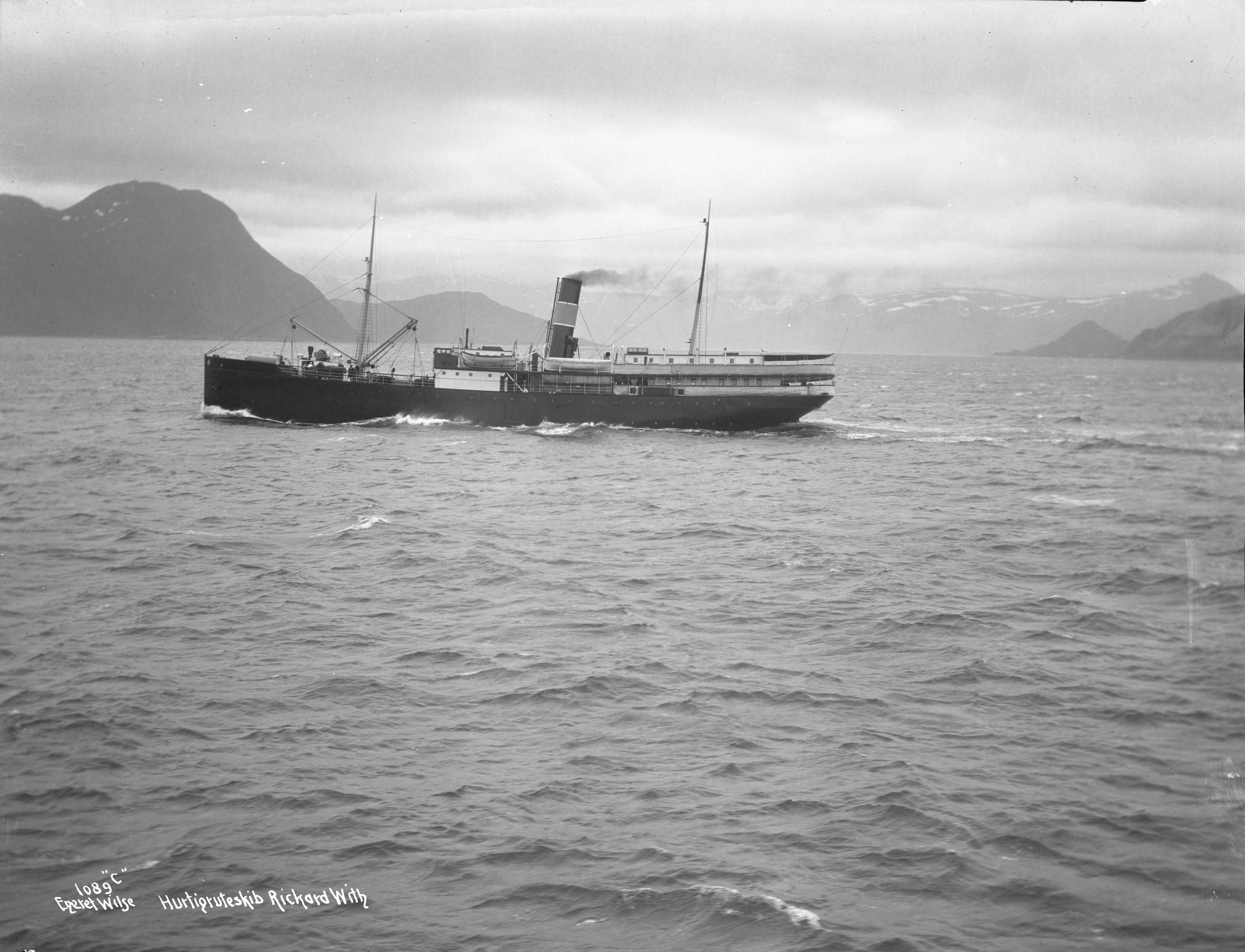 D/S Richard With (b. 1909, Trondhjems Mekaniske Verksted, Trondhjem