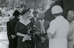 Gudmoren ved tribunen i forbindelse med stabelavløpning av t