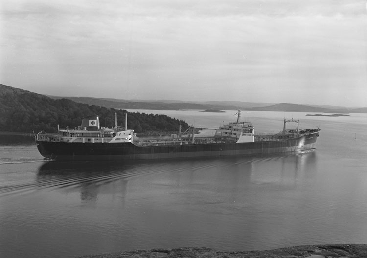 Fartyg 186 M/T Fernmount.