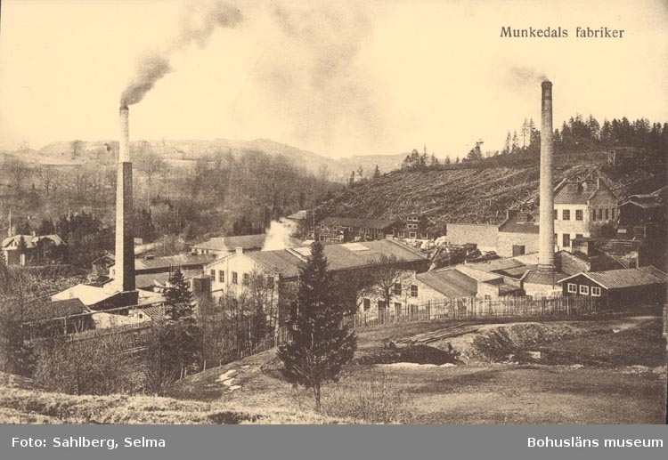 Tryckt text på kortet: "Munkedals Fabriker".