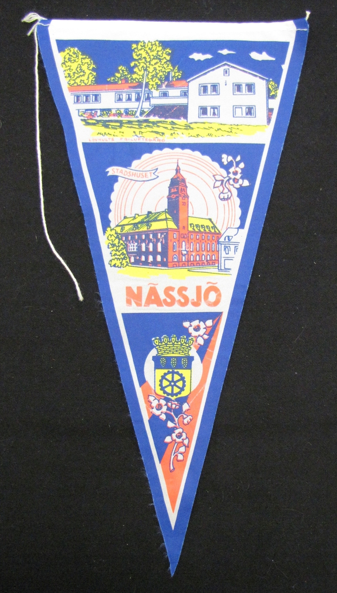 Cykelvimpel från Nässjö. Motivet är tryckt  med motiv från orten.

Vimpeln ingår i en samling av 103 stycken.