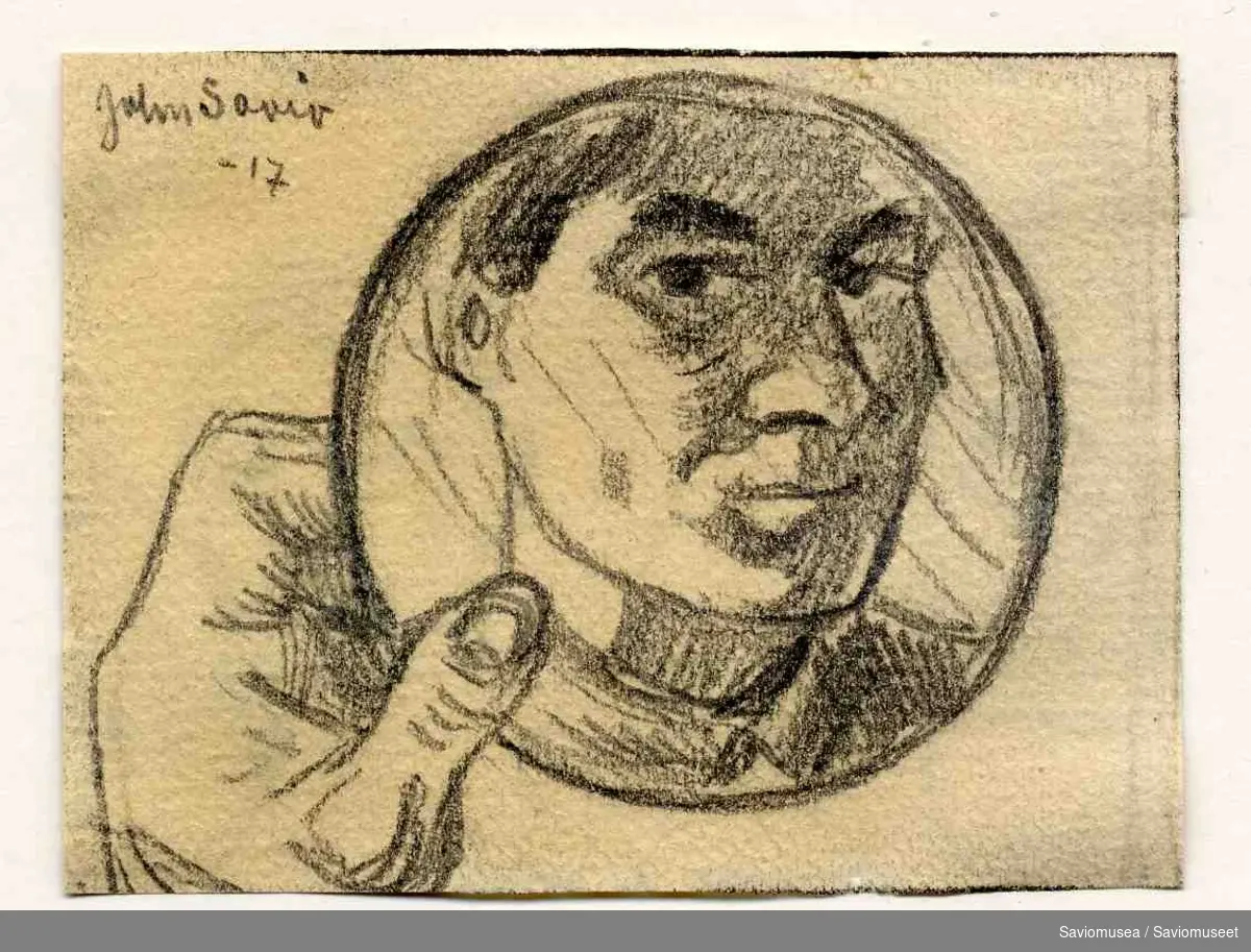Selvportrett i speil, en hånd holder et lite rundt speil som Savios ansikt ses i.
