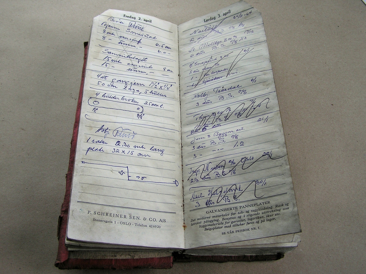 Bok med små arbeidsskisser, sporadiske notater av ordrer for 1960-tallet. Forsiden og ryggen henger såvidt sammen med resten av boken.