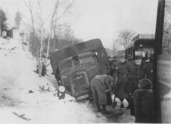 Tyske bilder..Lastebilen er av typen Opel Blitz i fra Tyske 