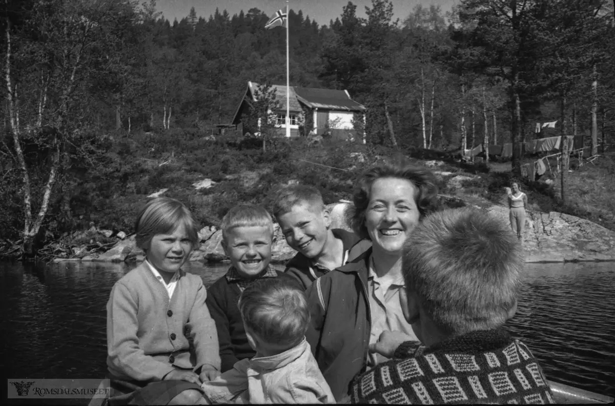 "1964. Vitjing på Langvatnet".