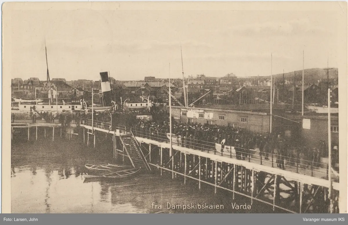 Postkort, Dampskipskaia i Vardø
