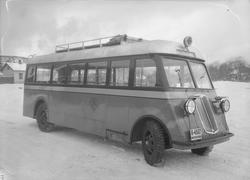 Buss fra Trondhjem - Orkladal Billag A/S med dekk fra Engleb