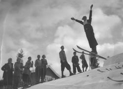 Familieskirenn på Brynseter. 
Familiene Smith, Jomar Larsen