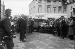 BILLØP I HAMAR, PÅLITELIGHETSLØPET. FV: HARALD MYHR, MICHAEL